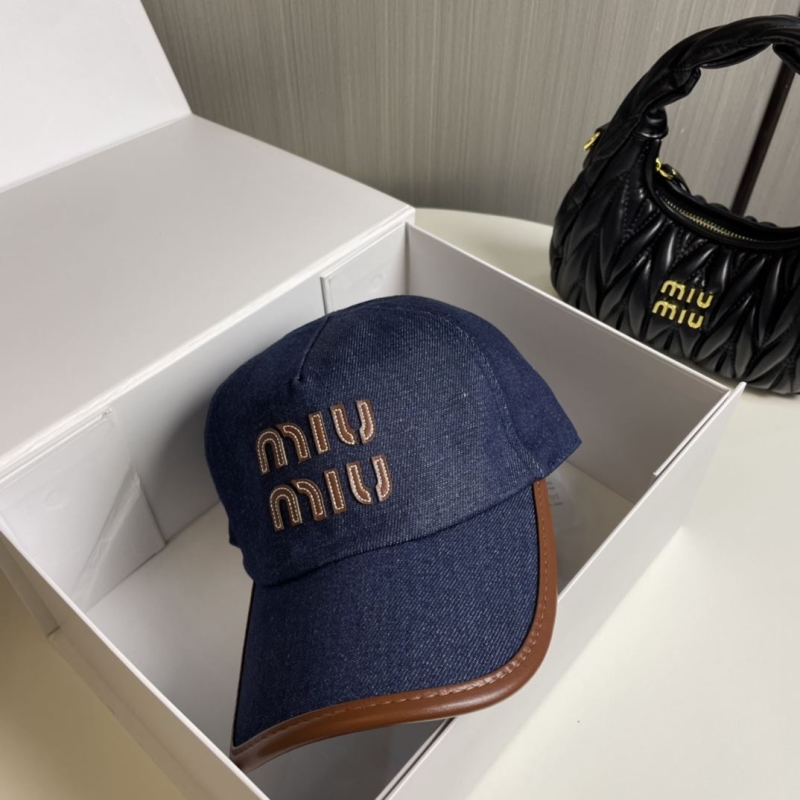 MIUMIU